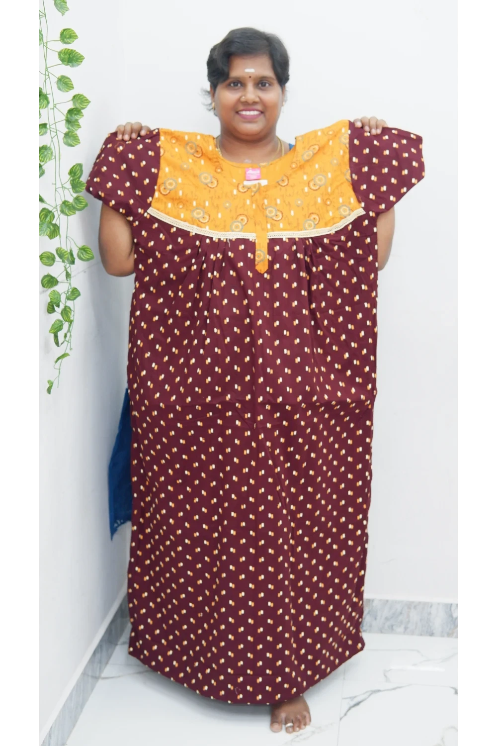 Elegant Zip-Front Pure Cotton Nighty