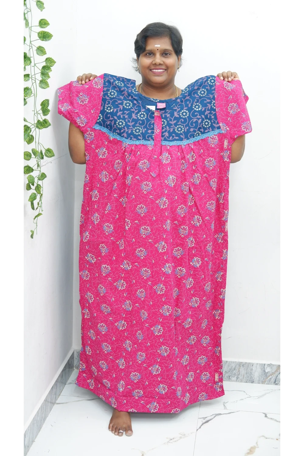 Elegant Zip-Front Pure Cotton Nighty