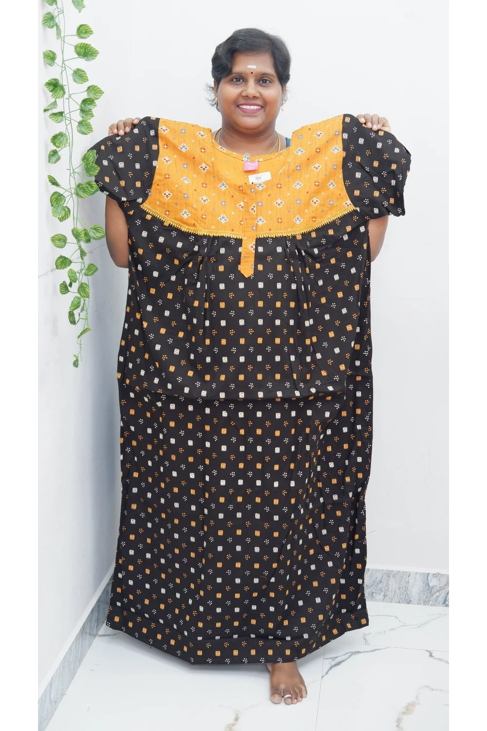 Elegant Zip-Front Pure Cotton Nighty