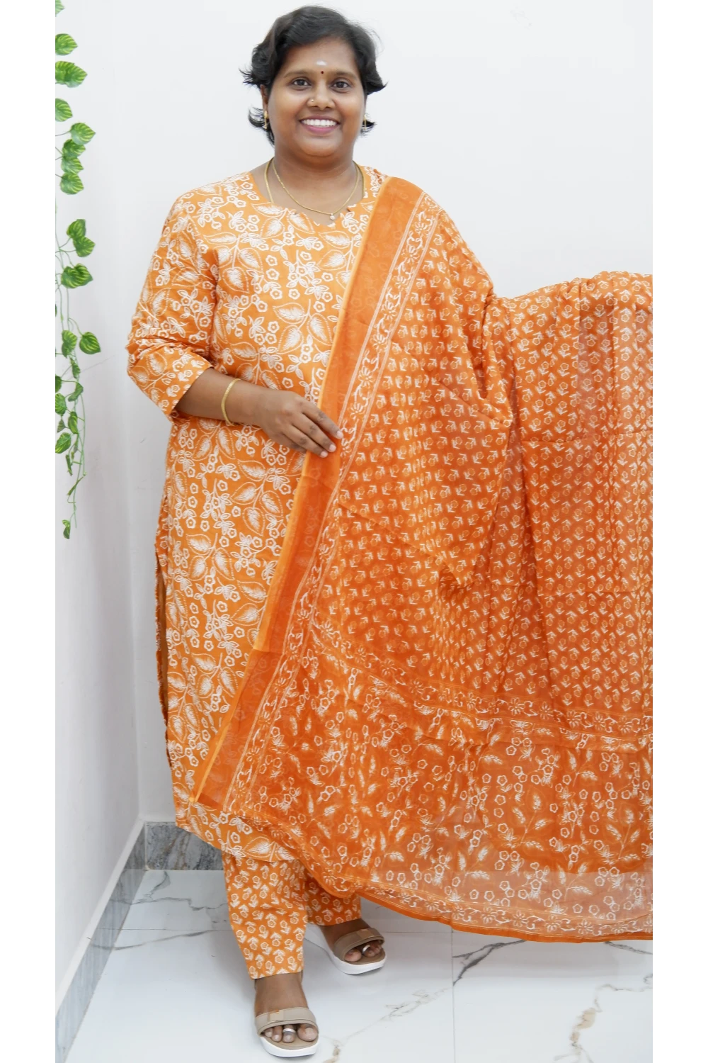 Graceful Cotton Printed Salwar Suit with Shawl – Casual & Festive Wear)