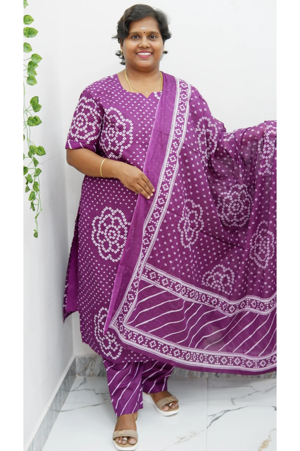 Graceful Cotton Printed Salwar Suit with Shawl – Casual & Festive Wear)