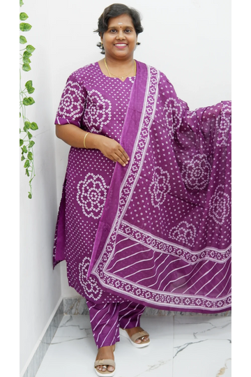 Graceful Cotton Printed Salwar Suit with Shawl – Casual & Festive Wear)