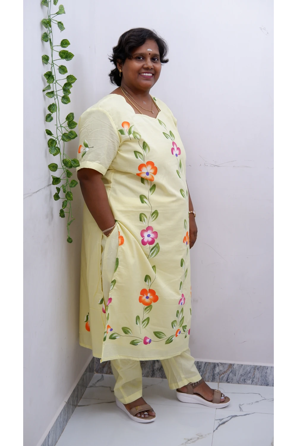 Graceful Cotton Printed Salwar Suit with Shawl – Casual & Festive Wear