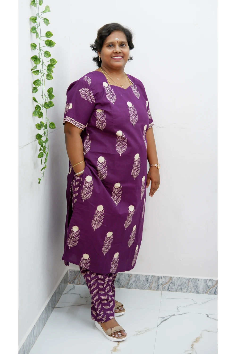 Graceful Cotton Printed Salwar Suit with Shawl – Casual & Festive Wear