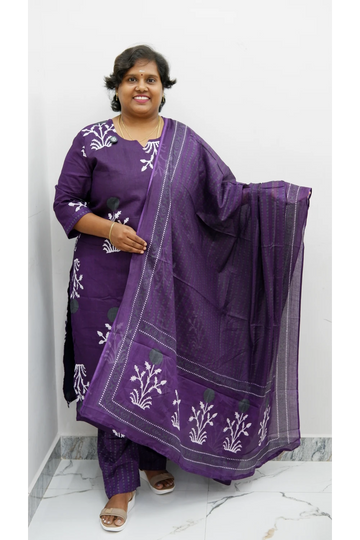Graceful Cotton Printed Salwar Suit with Shawl – Casual & Festive Wear