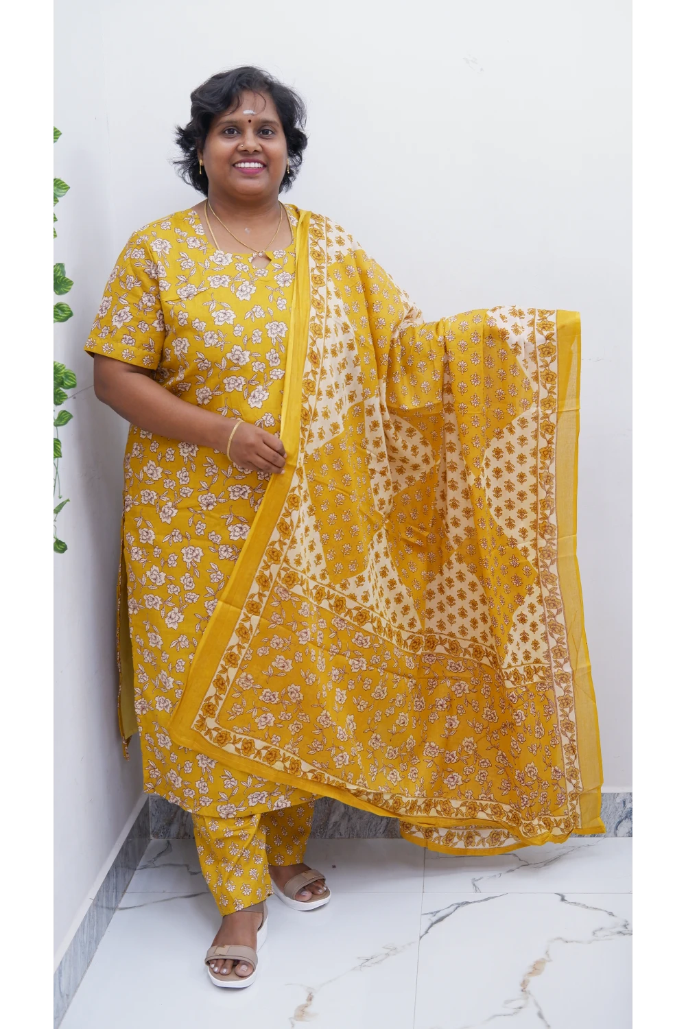 Graceful Cotton Printed Salwar Suit with Shawl – Casual & Festive Wear