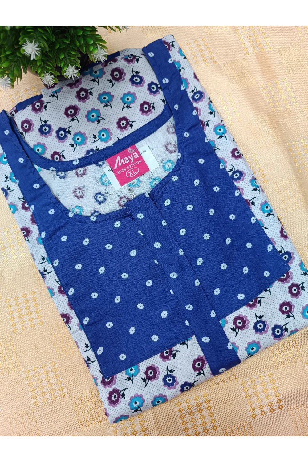 Elegant Zip-Front Pure Cotton Nighty