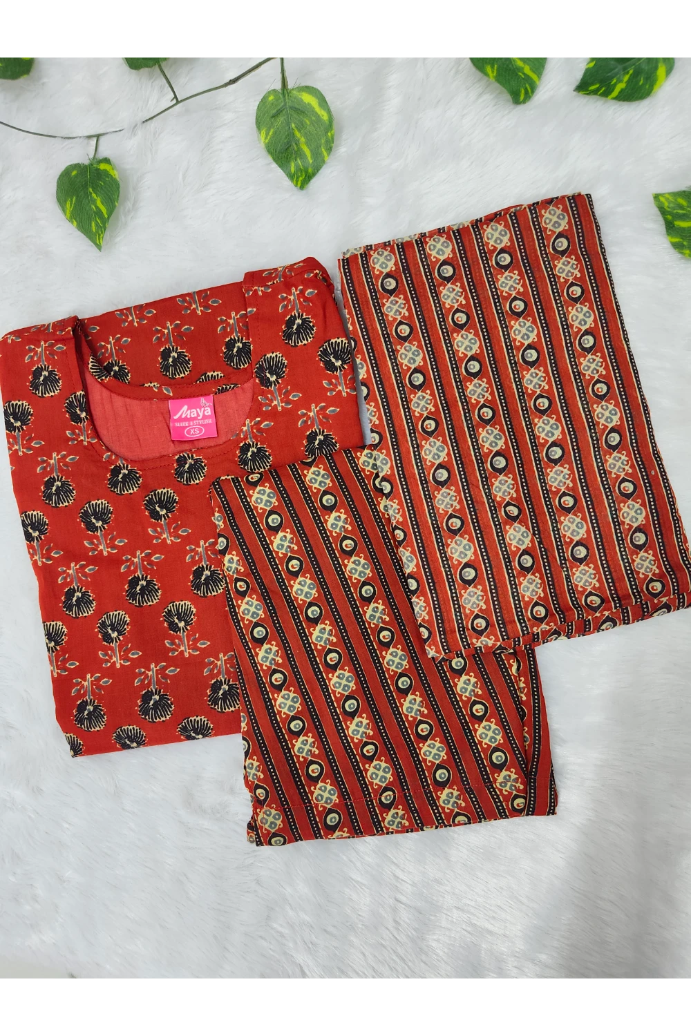 Graceful Cotton Printed Salwar Suit with Shawl – Casual & Festive Wear